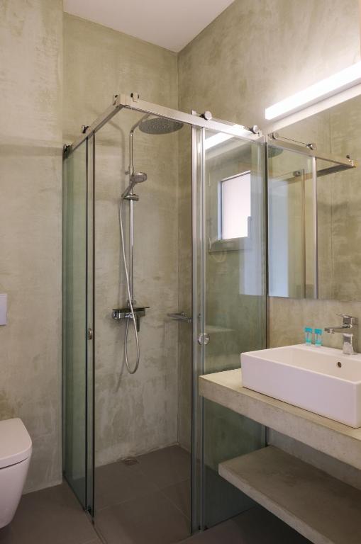 Koupelna v ubytování Pasithea Suites