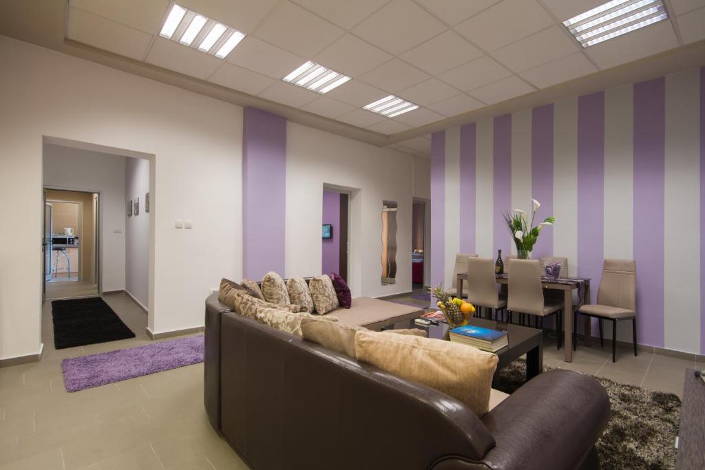 Apartment Vukanja - Housity