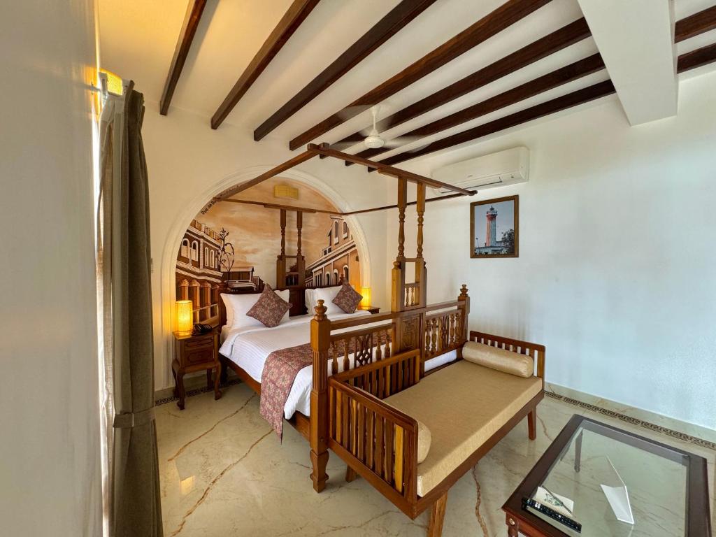 La Plage Seaview Suites - Deluxe Suite With Sea View