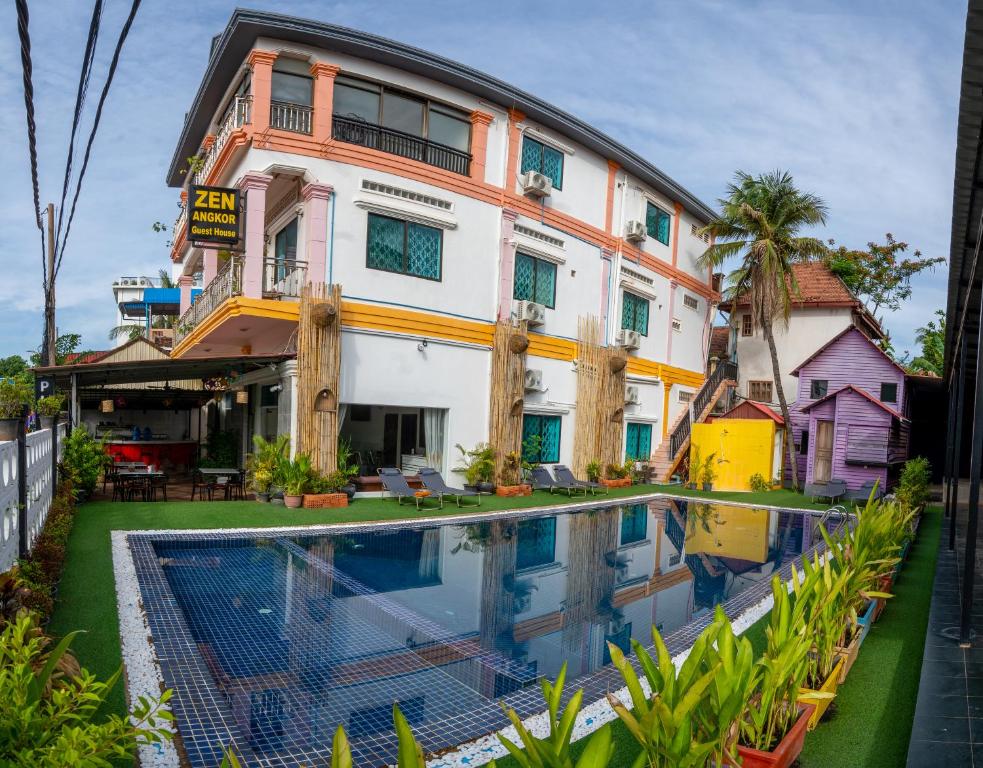 Bazén v ubytování Zen Angkor Guest House nebo v jeho okolí