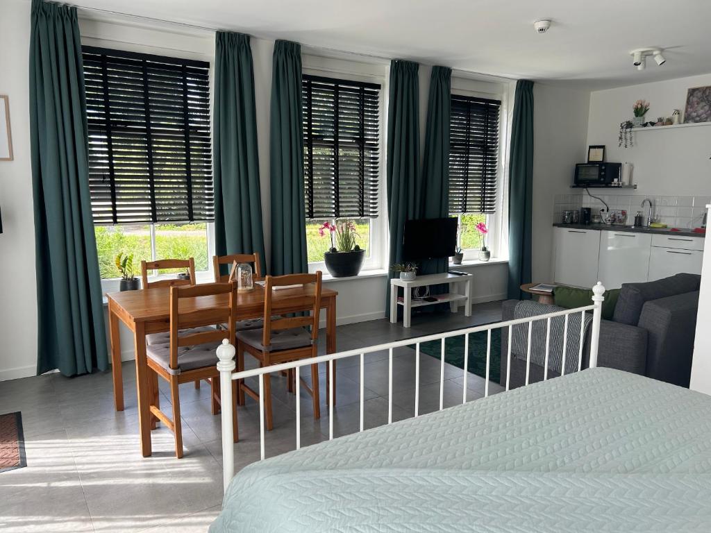 Kuchyň nebo kuchyňský kout v ubytování B&B Zunderdorp