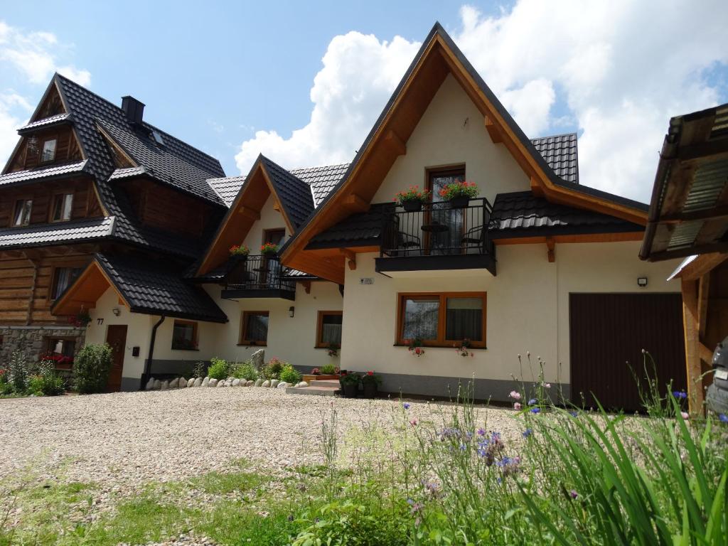 Budova, v ktorej sa apartmán nachádza