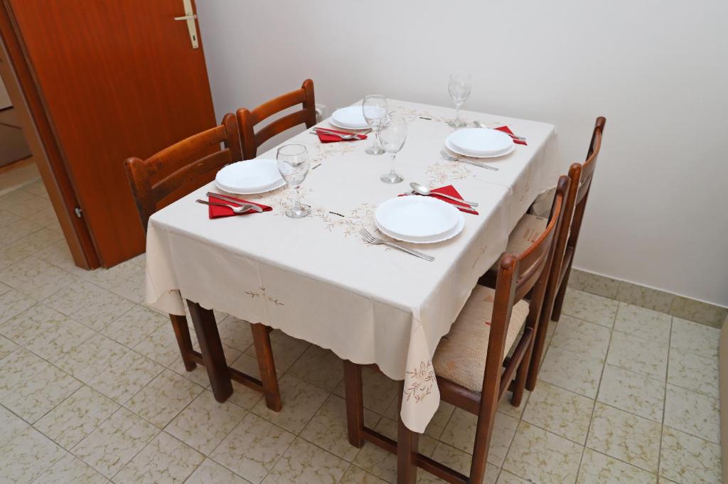 Fotografie z fotogalerie ubytování Apartments Edita & Robert v destinaci Lokva Rogoznica