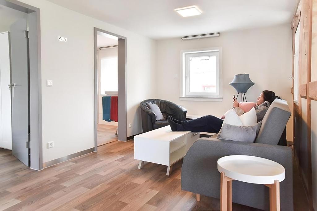 Posezení v ubytování Ferienwohnung Spreebogen
