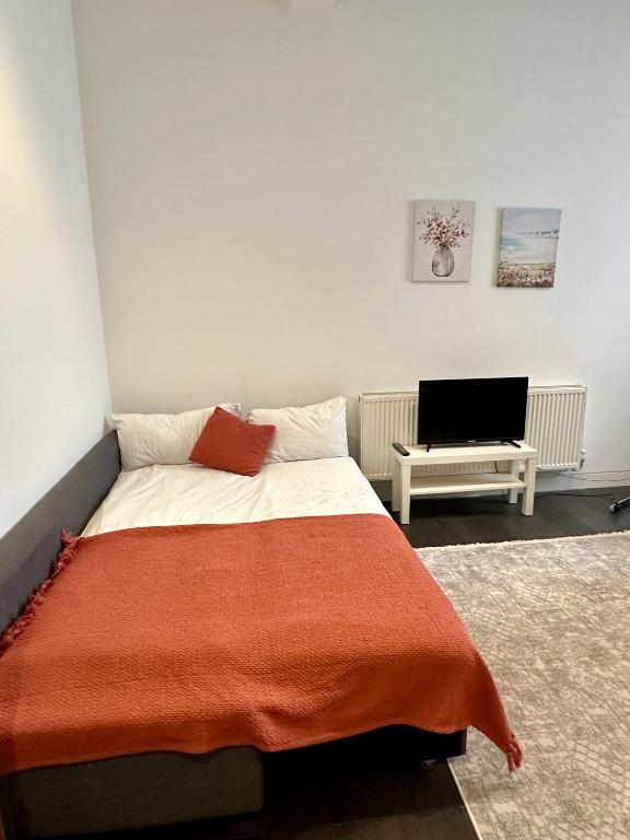 London Regent Apartments - One-Bedroom Apartment