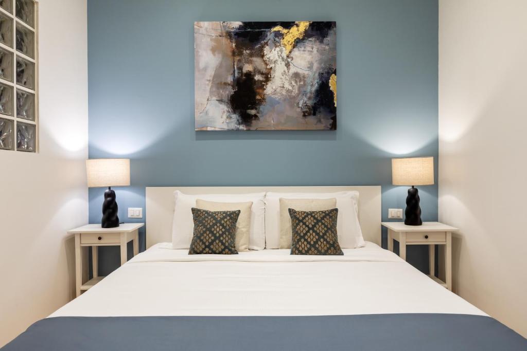 Trevi Fountain Boutique Apartment