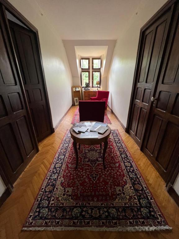 Posezení v ubytování Chateau Mariande