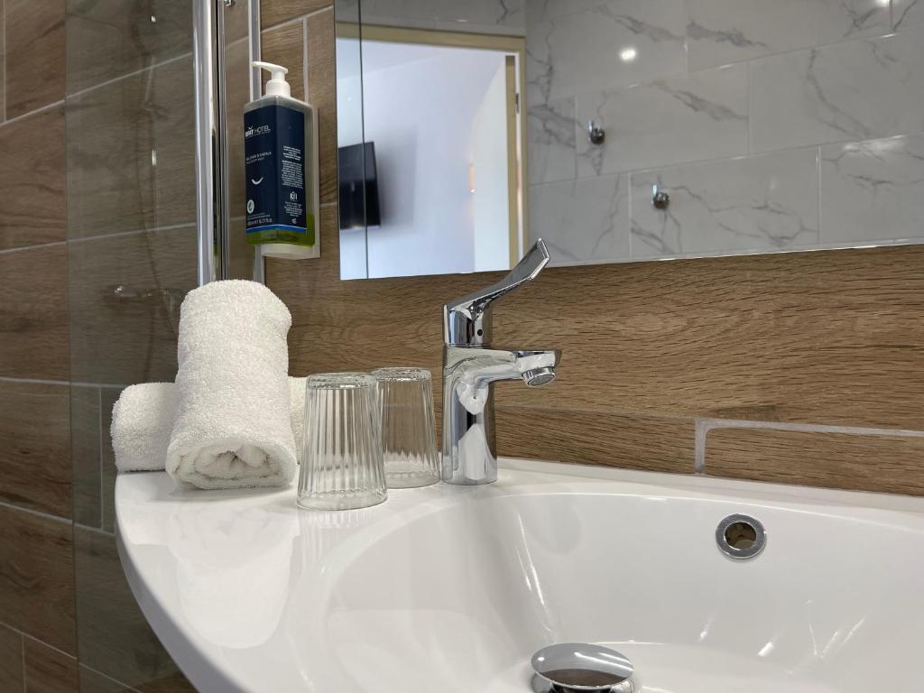 Koupelna v ubytování Brit Hotel Acacias