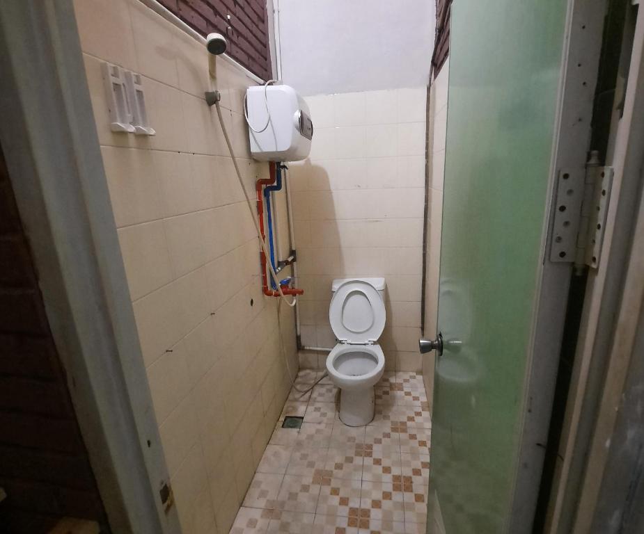 WISMA ACIDALIA SYARIAH - Habitación De Lujo (2 Adultos + 1 Niño)