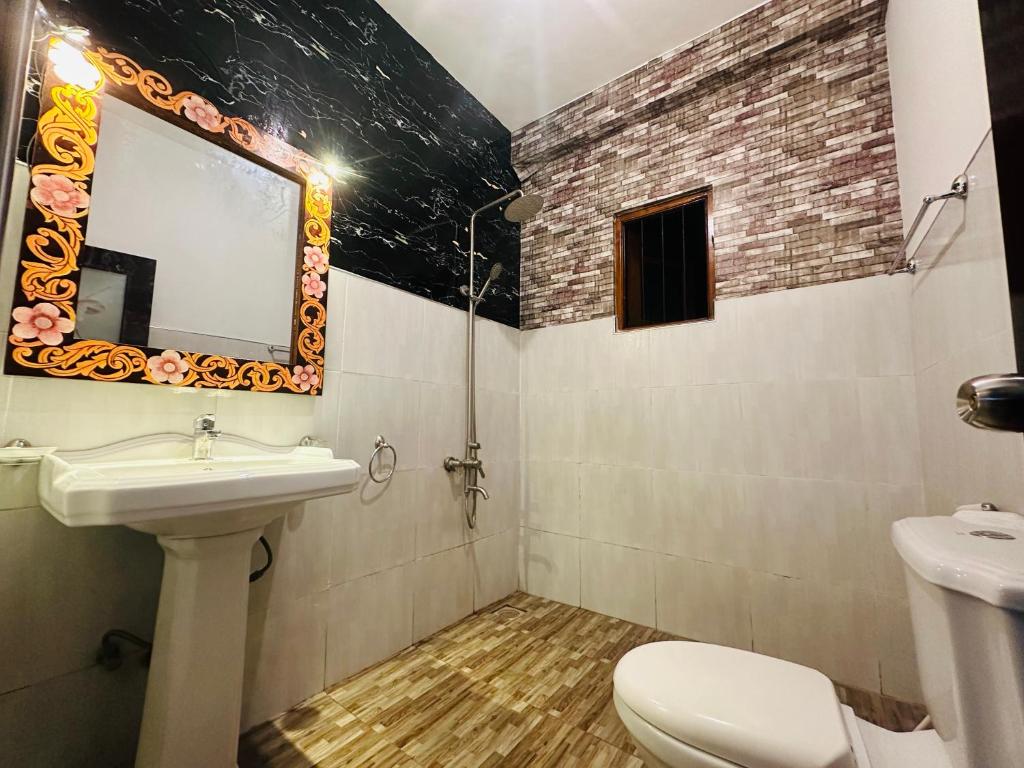 River Splendour Home Stay - 9