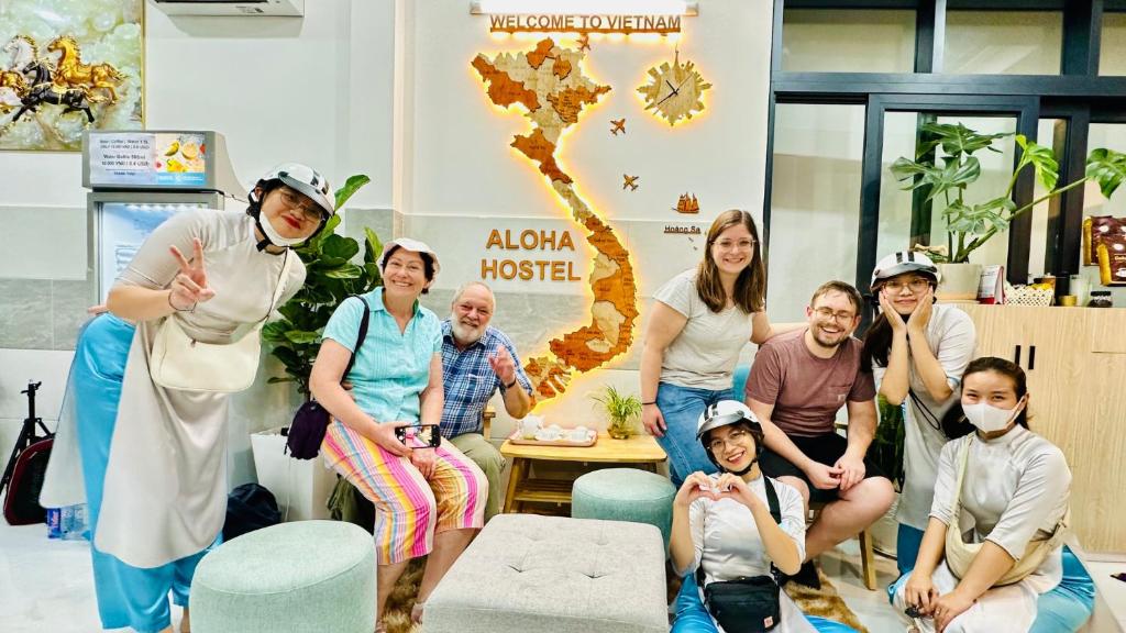 Hosté ubytování ALOHA SAIGON PREMIUM HOSTEL by Local Travel Experts - Newly opened, Less-touristy location, Spacious rooms, Glass shower bathroom, Free breakfast & Walking Tour