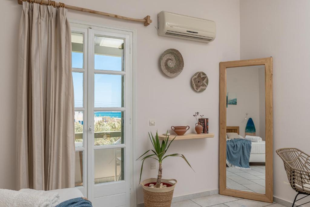 Fotografie z fotogalerie ubytování Studios Vrettos Beachfront Hotel v destinaci Plaka