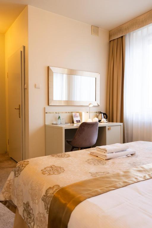 Hotel Court Wellness&Spa - Deluxe Double Or Twin Room
