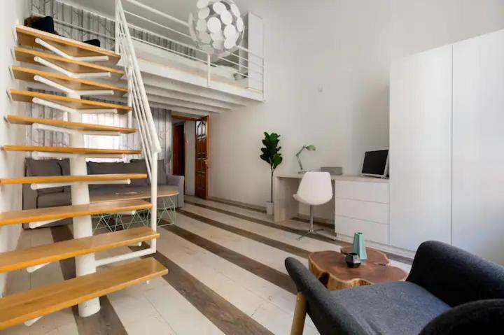 KZ Apartment szimpla krt 1075 Budapest, Kazinczy utca 32 kép - 1