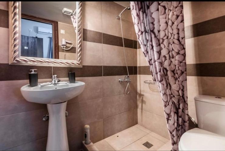 Koupelna v ubytování blue Hotel