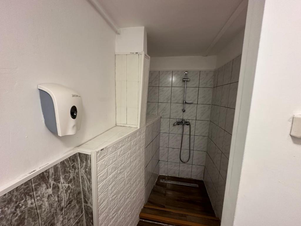 Koupelna v ubytování Hostel King