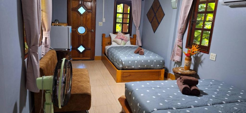 Khao Sok Holiday Resort - 5