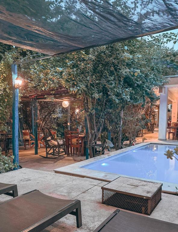 Stolní tenis v ubytování Casa Daniels Guesthouse nebo okolí