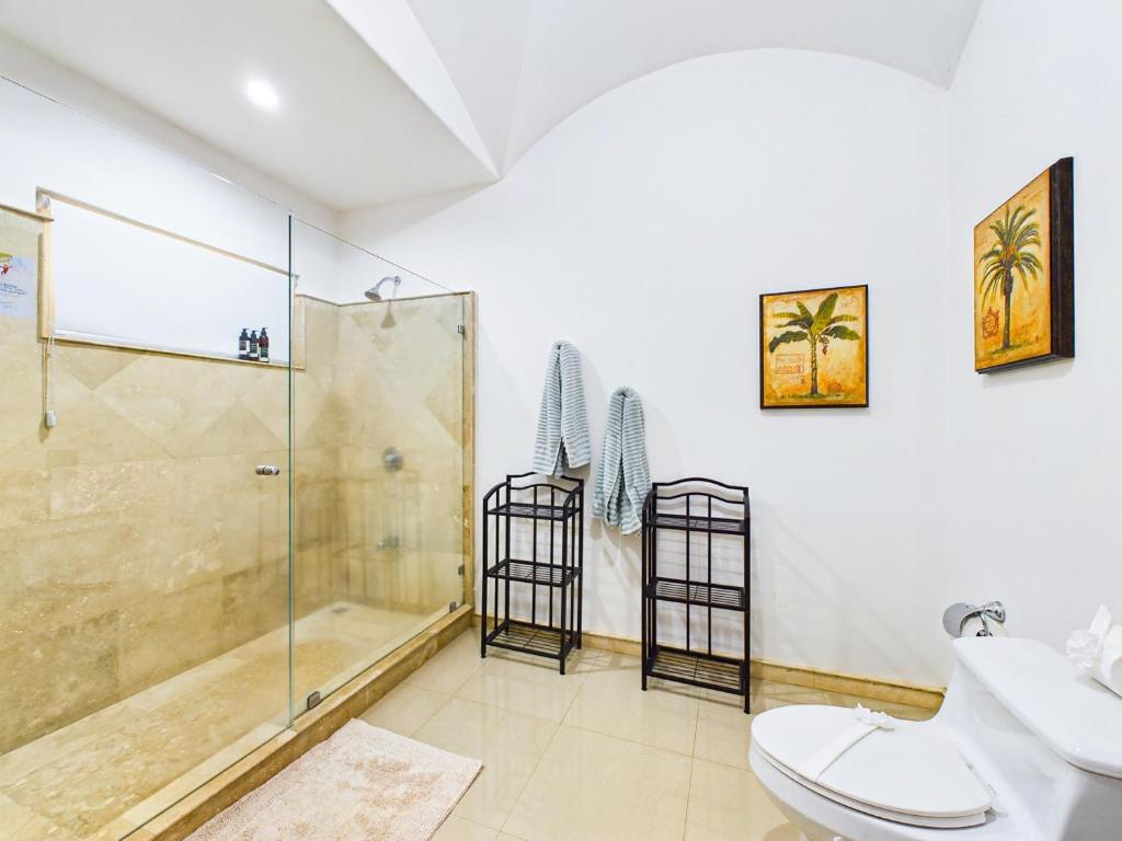 Koupelna v ubytování Matapalo 205- 2 Bedroom Condo At Tamarindo