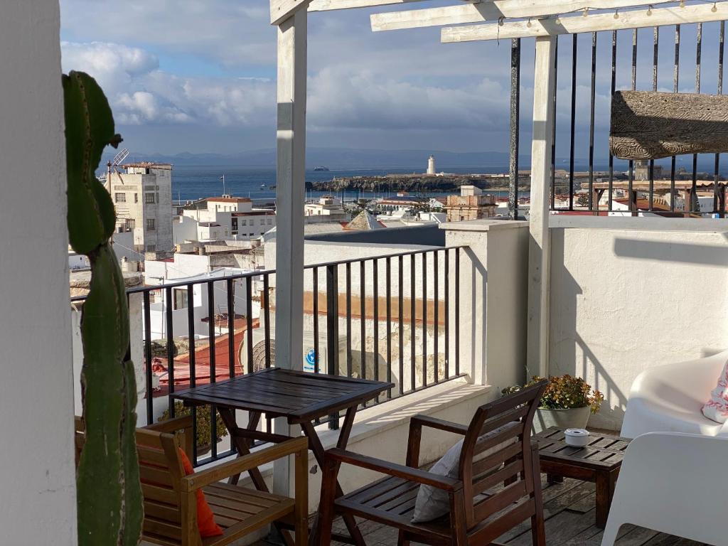 Balkón nebo terasa v ubytování Room Tarifa