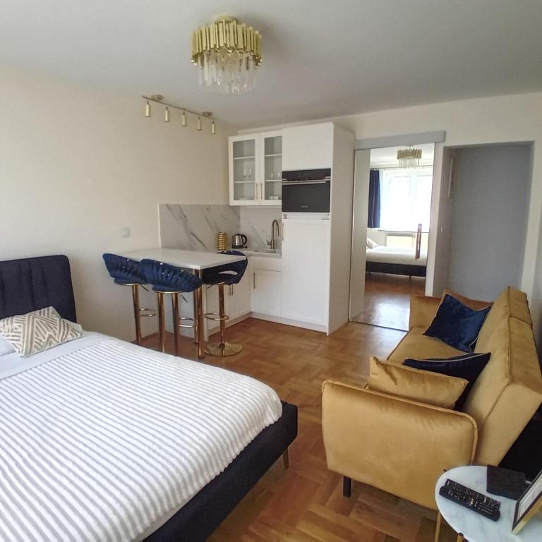 Posteľ alebo postele v izbe v ubytovaní La Alaia Apartment with parking