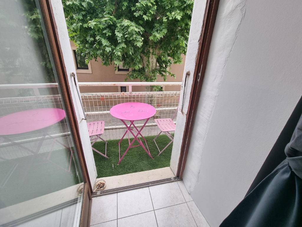 Balkón nebo terasa v ubytování Le Colibri