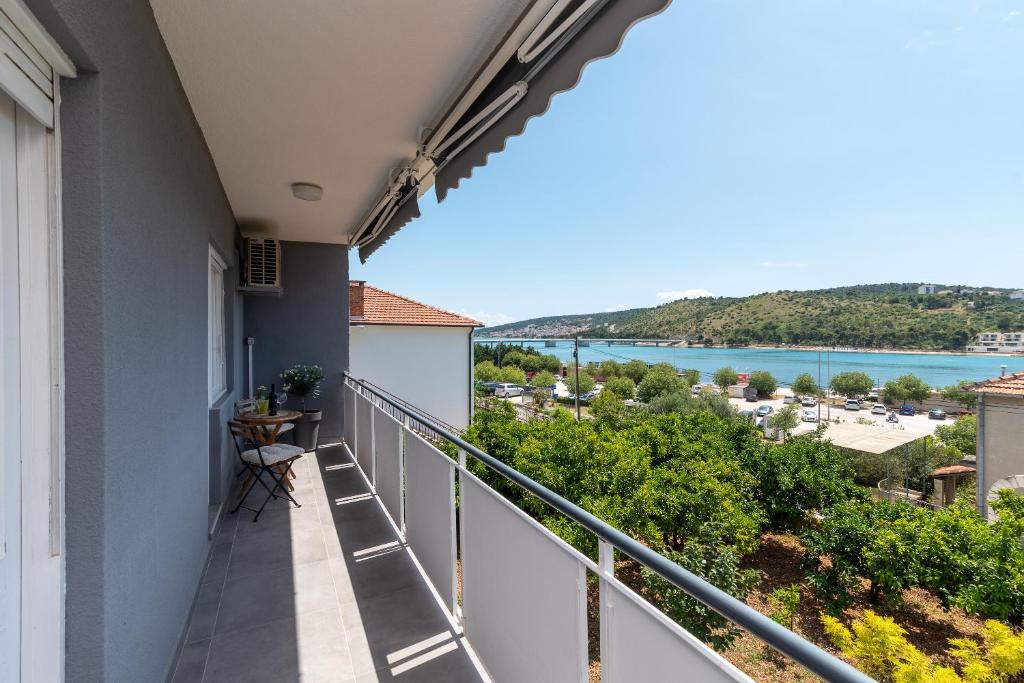 Apartment Lota-Trogir