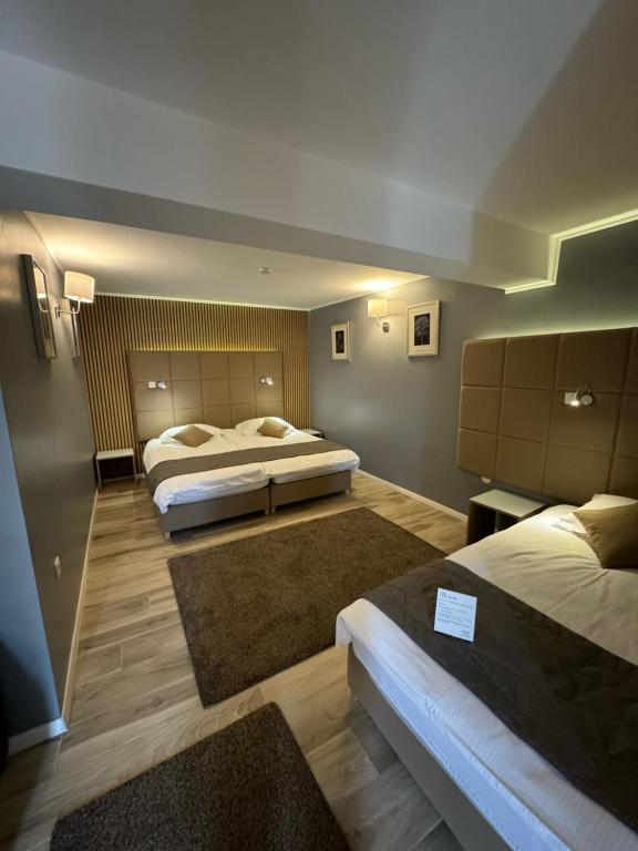 Hotel - Pansion Kod Ruže - Strossmayer No 1 - breakfast included - 18