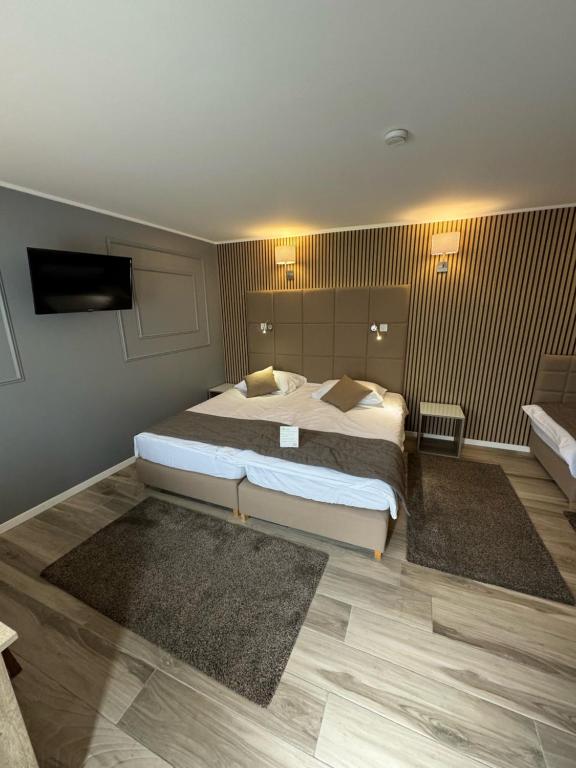 Hotel - Pansion Kod Ruže - Strossmayer No 1 - breakfast included - 8