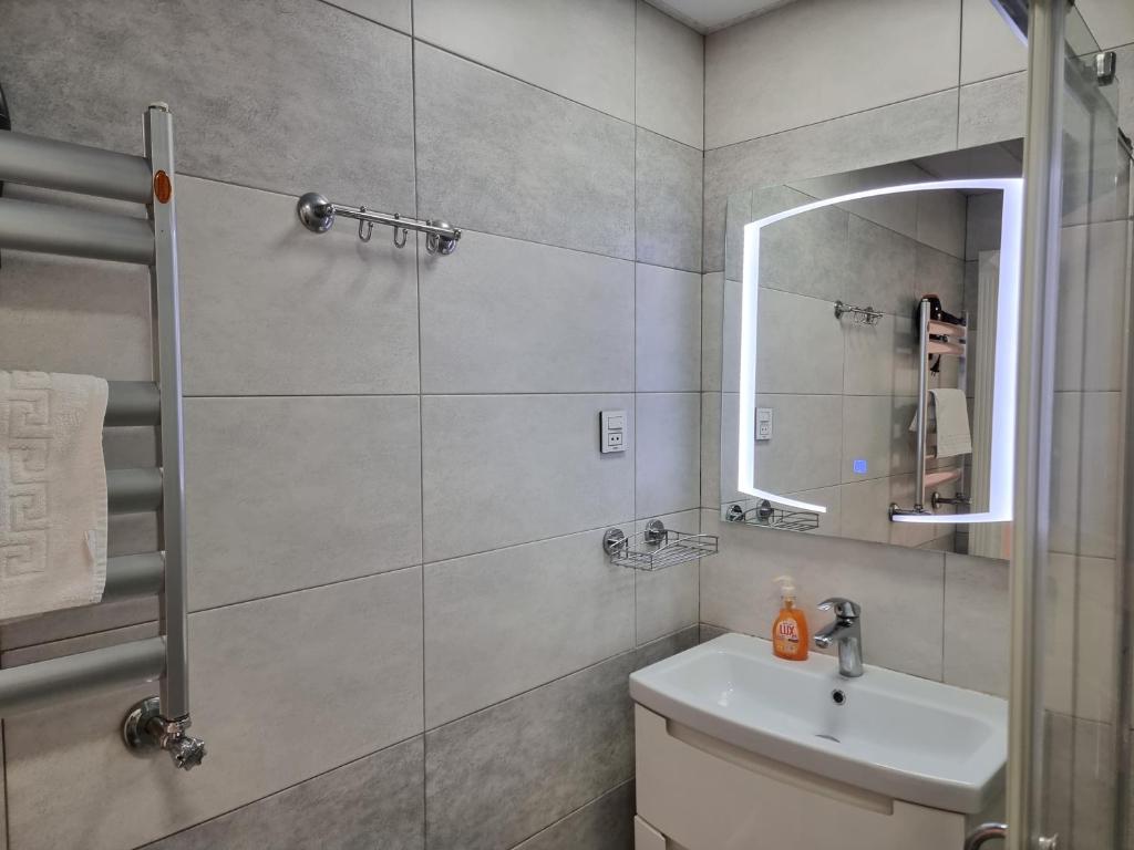 لابی و فضای عمومی Park Azure Comfy Apartment - تصویر ۵