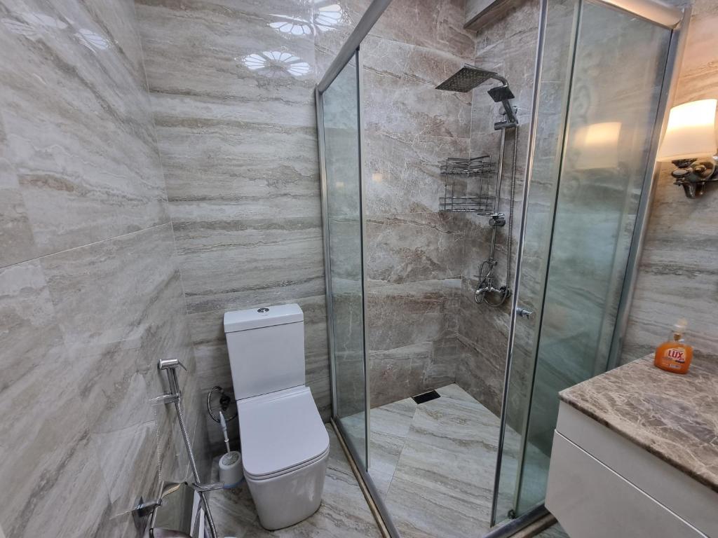 فضای داخلی Park Azure Family Apartment در باکو - تصویر ۳