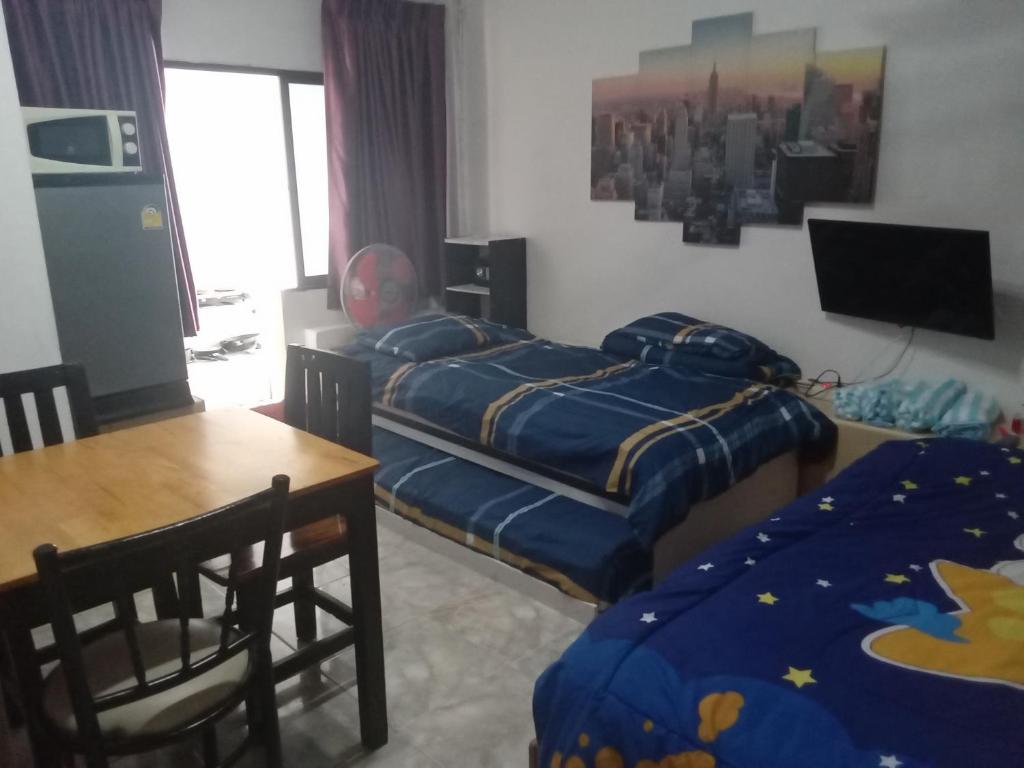 BEN & LEK GUESTHOUSE - Standard Triple Studio