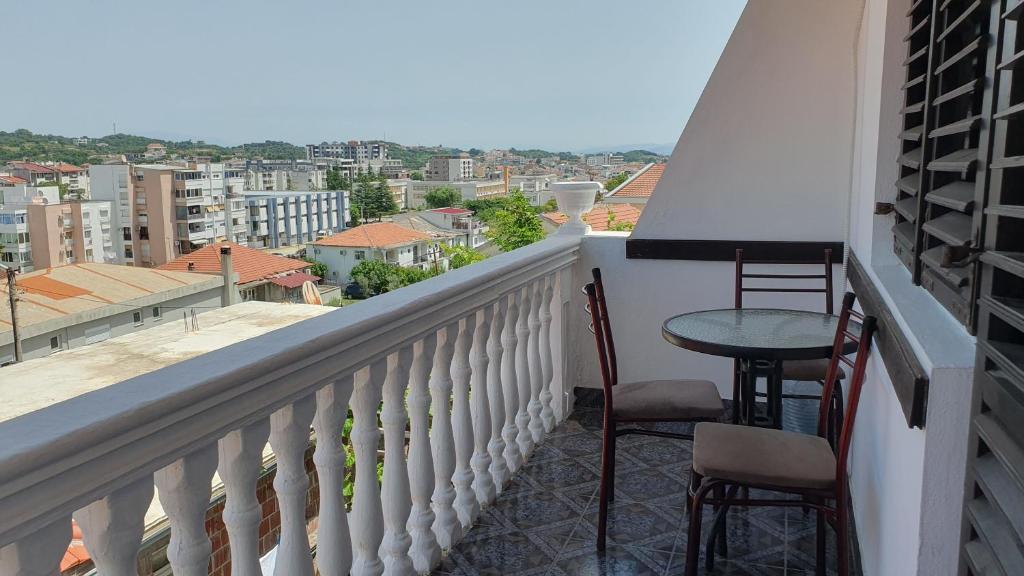 Balkón nebo terasa v ubytování Guesthouse Sinani