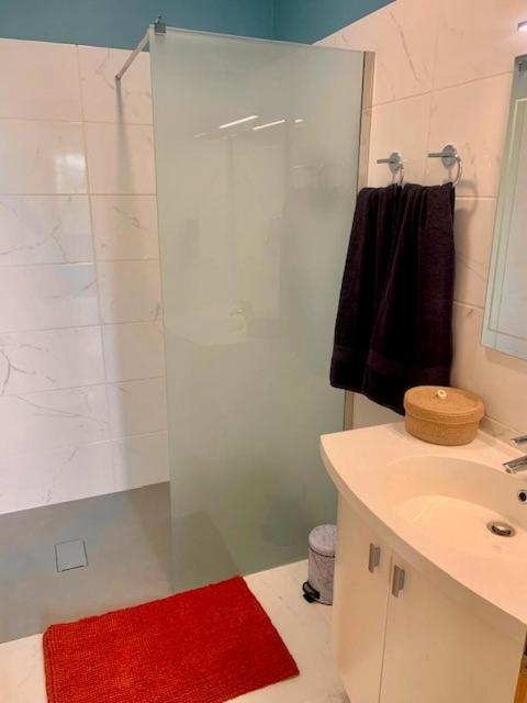 Le Petit Tardonne - Double Room With Shared Toilet