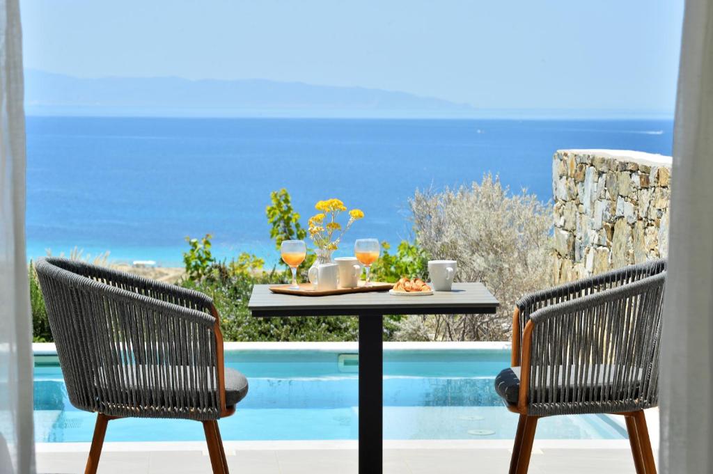 Fotografie z fotogalerie ubytování Mythology Villas & Suites v destinaci Stelida