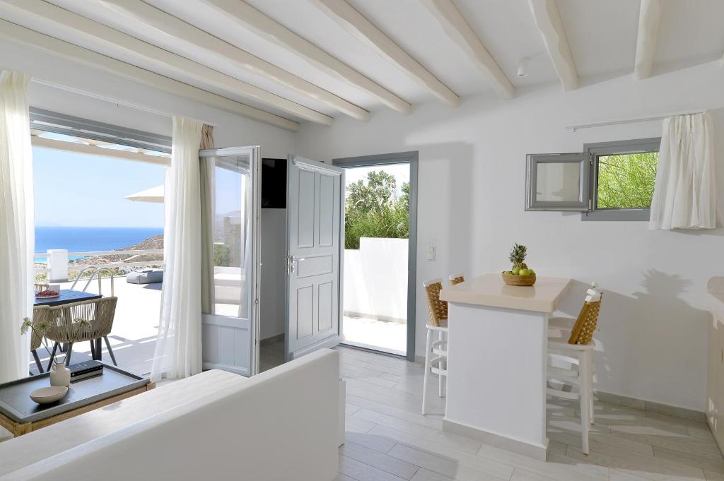 Fotografie z fotogalerie ubytování Mythology Villas & Suites v destinaci Stelida