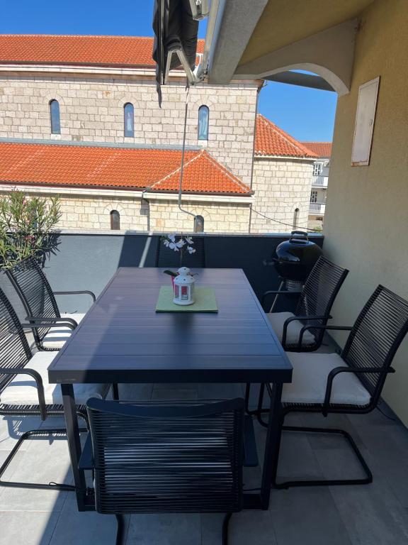 Balkón alebo terasa v ubytovaní Luxury Apartment RougeMarin