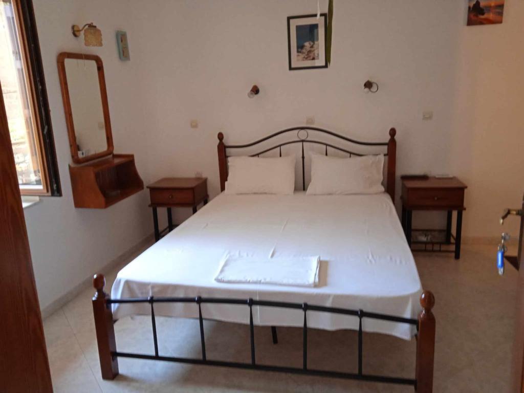 ΜΑΧΗ Ενοικιαζόμενα δωμάτια - 1