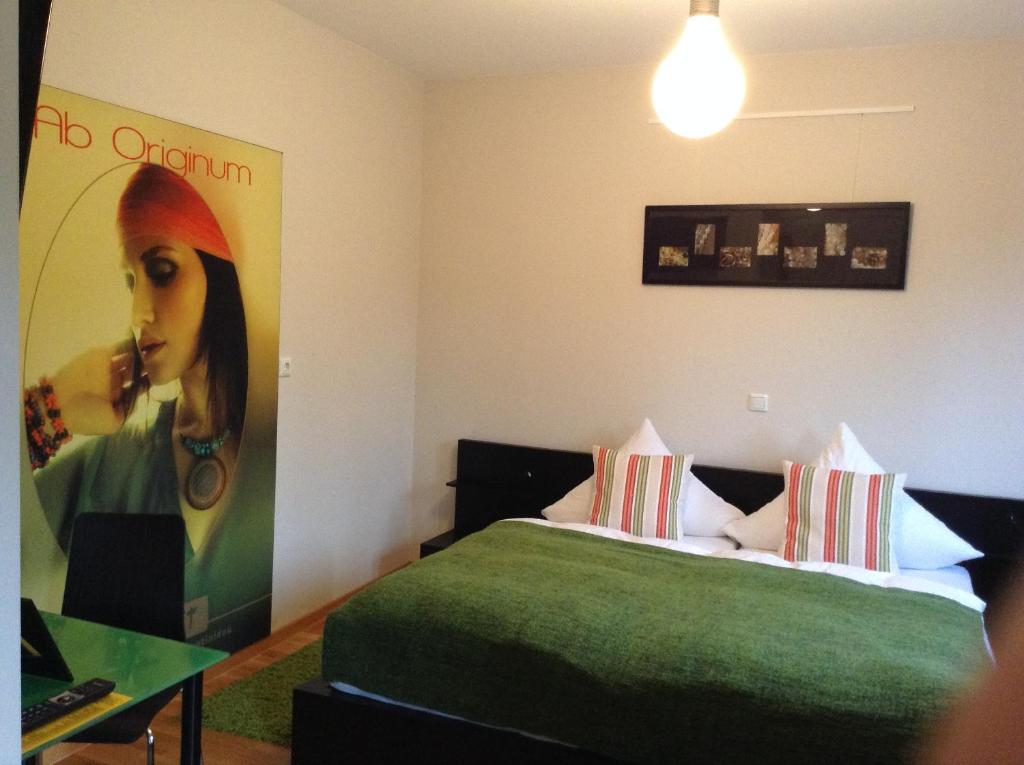 Postel nebo postele na pokoji v ubytování Scheid´s Hotel – Restaurant
