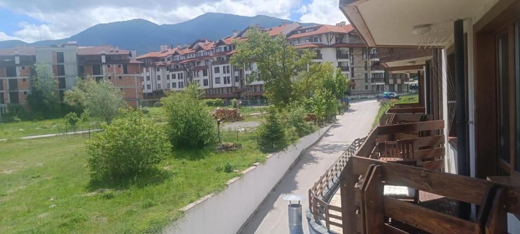 Nespecifikovaný výhled na hory nebo výhled na hory při pohledu z apartmánu