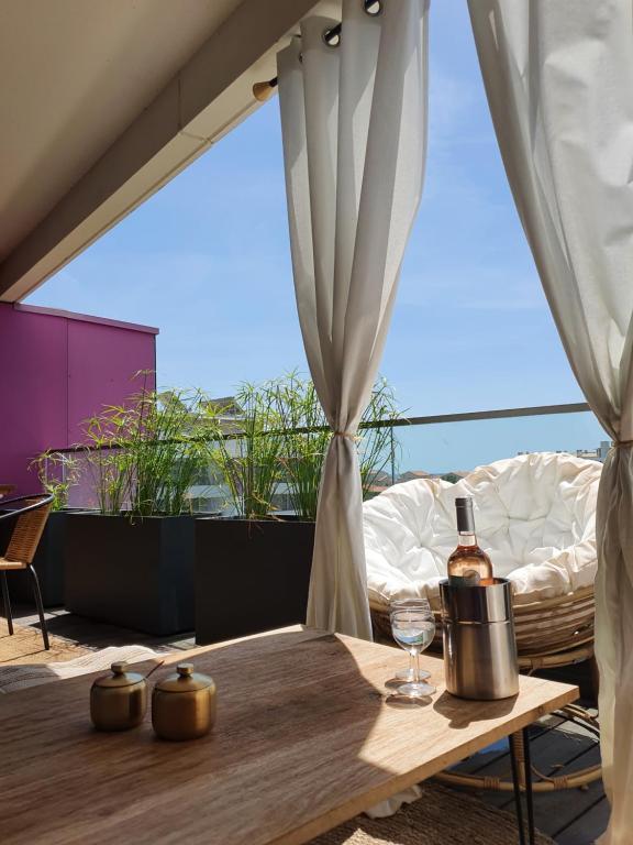 Balkón nebo terasa v ubytování Appartement T2 à 3min de la plage