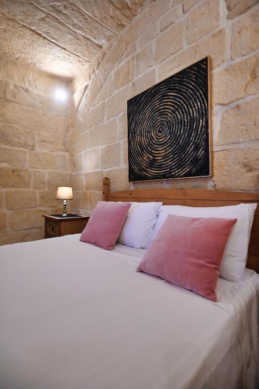 The Cloisters Bed And Breakfast - Family Double Room