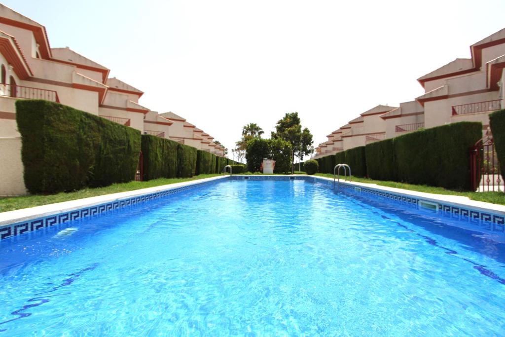 Swimmingpoolen hos eller tæt på Arenal