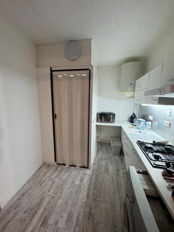 Grand studio tout confort sur cour - Appartamento Con 1 Camera Da Letto