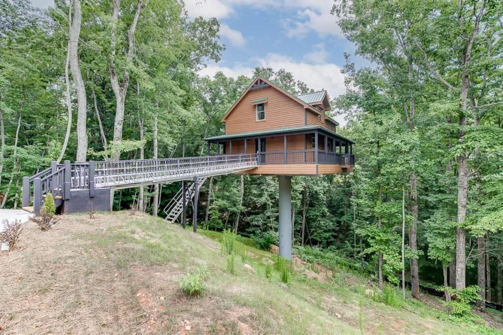 Gold Peak Treehouse Near Helen, Georgia - Villa D'une Chambre