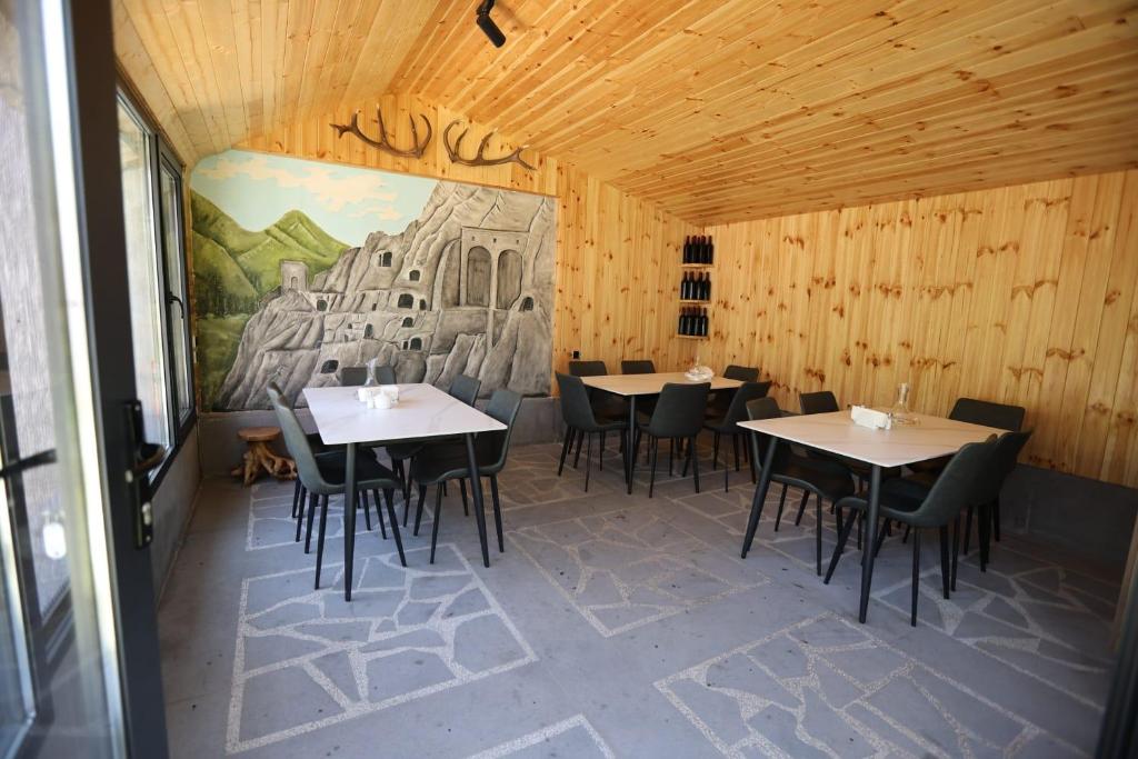 Restaurace v ubytování Hotel Tsiskari