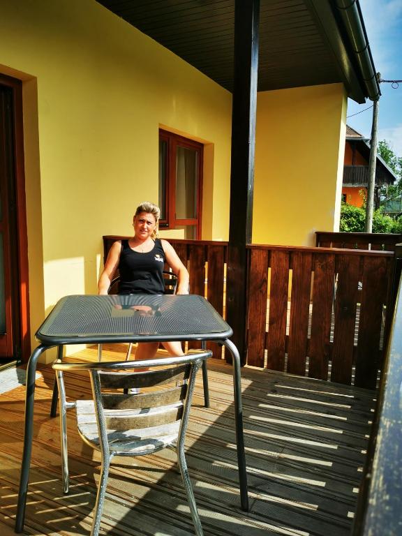 Balkón nebo terasa v ubytování Penzion Kovářov
