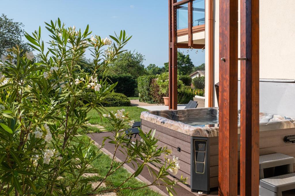 Zahrada ubytování Aranymandula apartmanok