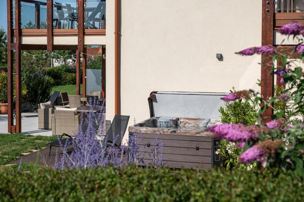 Zahrada ubytování Aranymandula apartmanok