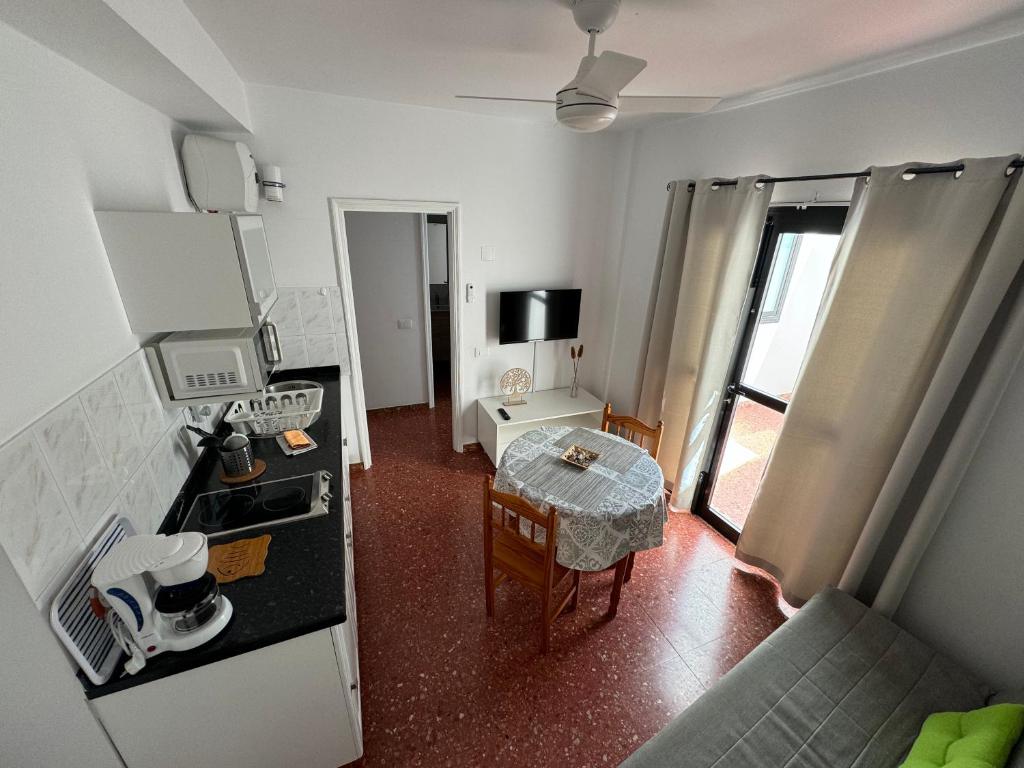 Kuchyňa alebo kuchynka v ubytovaní Vivienda Vacacional Tienda Loly